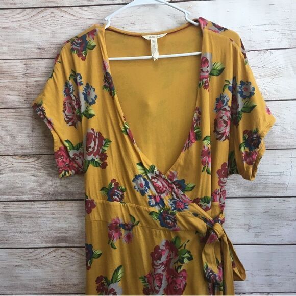 MATILDA JANE ALANA MAXI WRAP DRESS IN YELLOW FLORAL - Picture 7 of 14